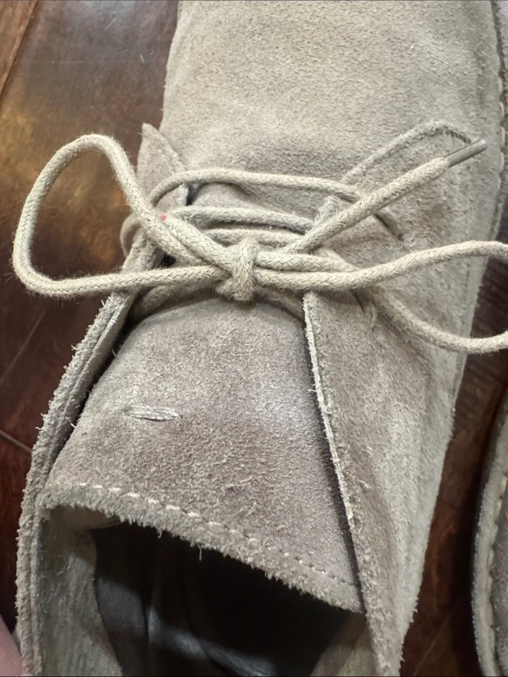 Men's Taupe Suede Chukka Boots - Classic Lace-Up